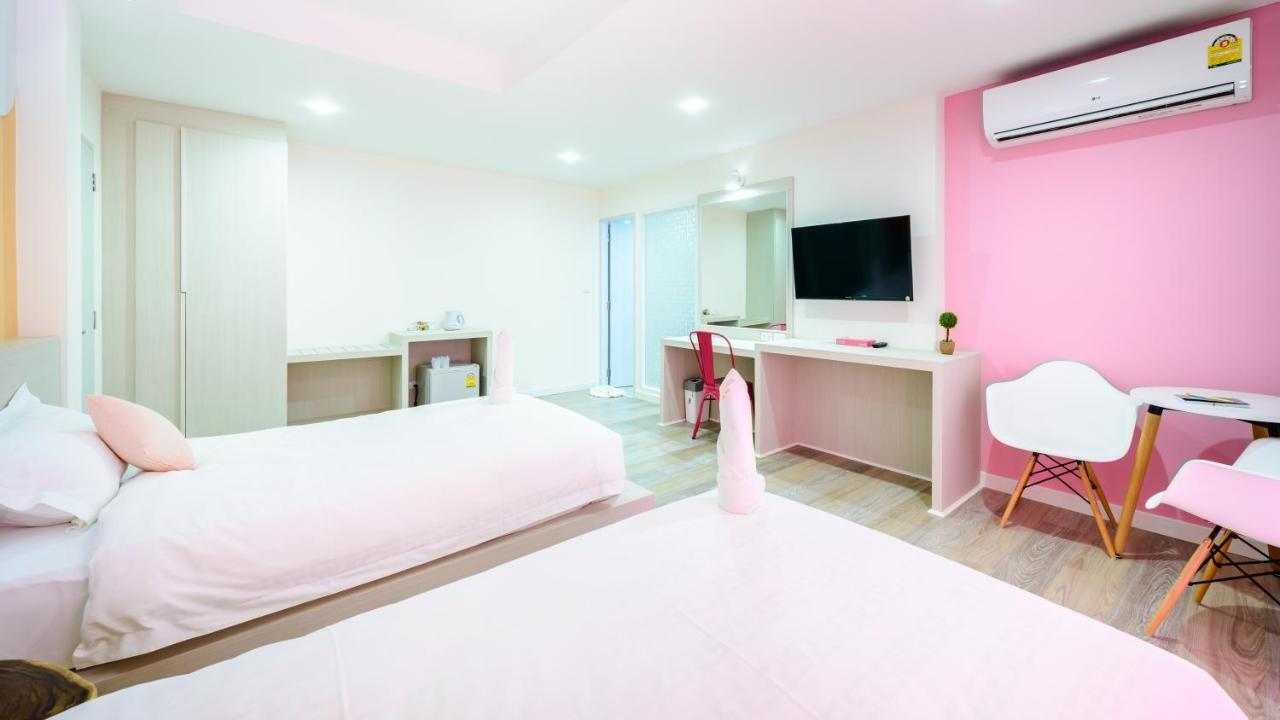 The Tint At Town - Sha Phuket